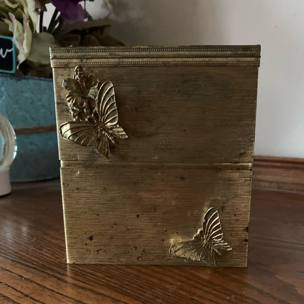 Vintage Butterfly Tissue Box Cover